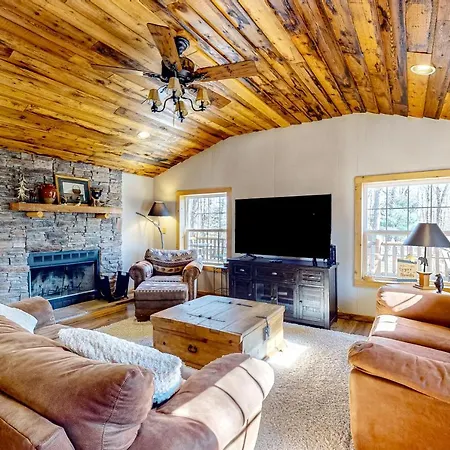 Pine Woods Cabin McHenry Exterior photo